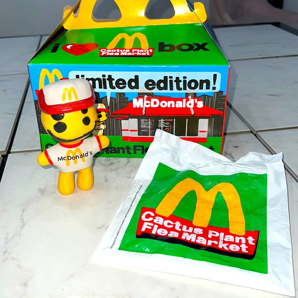 Limited Edition Cactus Plant Flea Market Cactus Buddy Toy w/Original Box & Bag